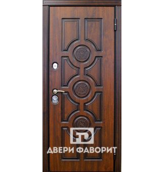 железная дверь с отделкой винорит